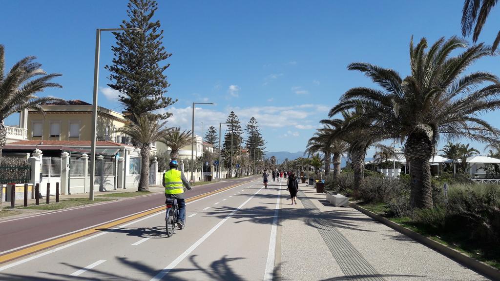 ### Appartamenti Sulla Spiaggia Al Poetto ### Cagliari Dış mekan fotoğraf